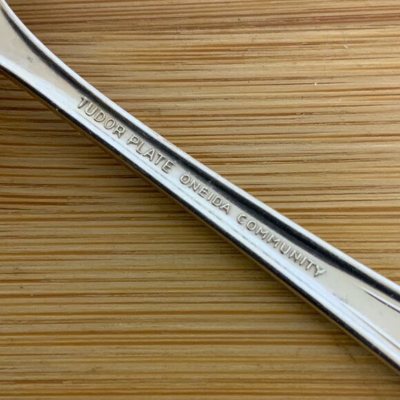 Oneida Community Queen Bess II Silverplate Salad Forks Set Of 4 Vintage 1946 - Picture 4 of 4